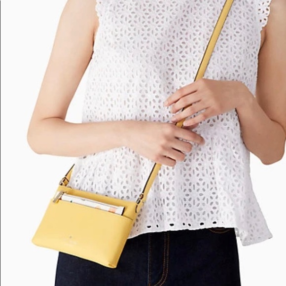 Authentic Kate Spade Saffiano leather top zip Crosby w large card holder - Picture 13 of 15